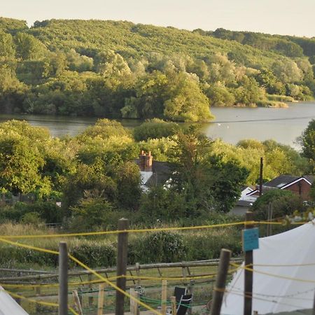 Walnut Tree Glamping Sturry Exterior photo