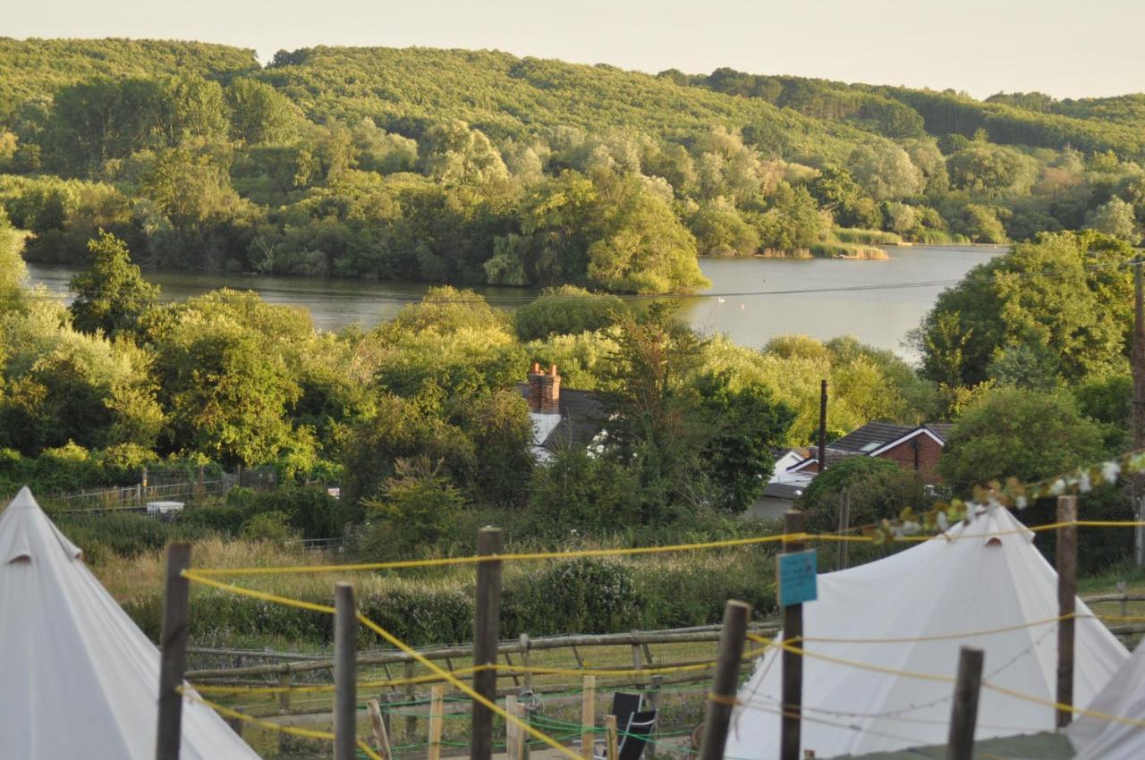 Walnut Tree Glamping Sturry Exterior photo